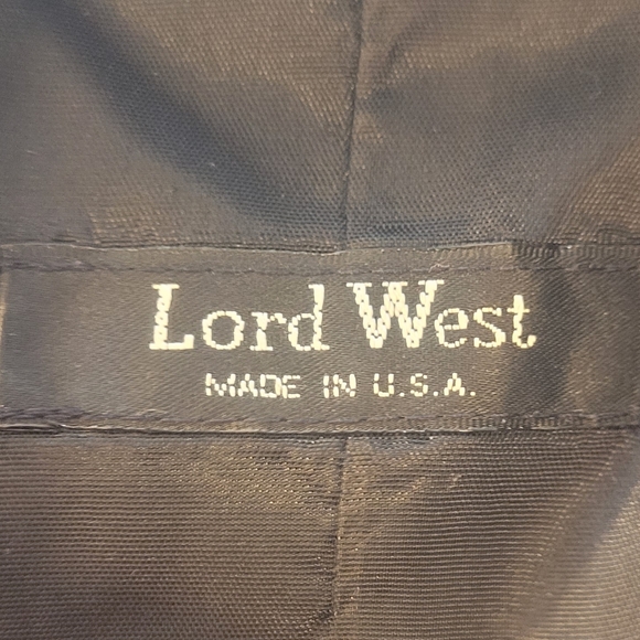 90s Red Vest - Picture 6 of 6